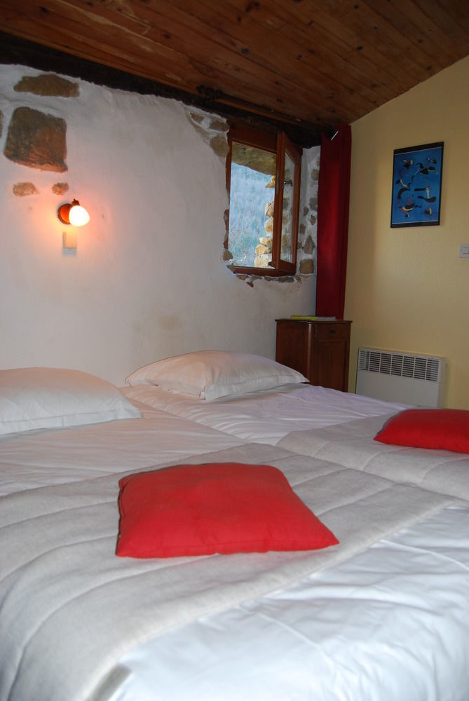 Le Patio Du Bouddha Anciennement Le Jardin De La Sals Bed & Breakfast Bugarach Ngoại thất bức ảnh